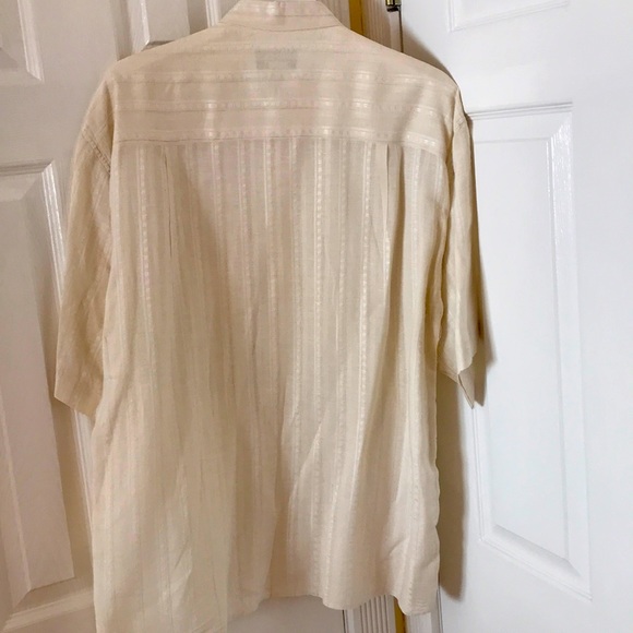 Men’s Short Sleeve Shirt - Picture 2 of 3